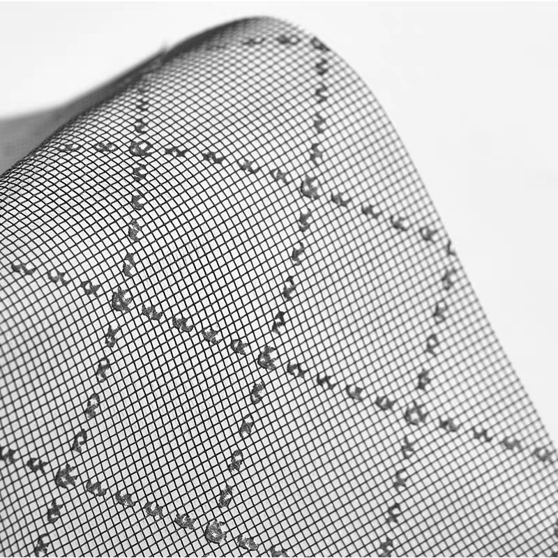 Multi-layer composite window screen for dust and haze reduction